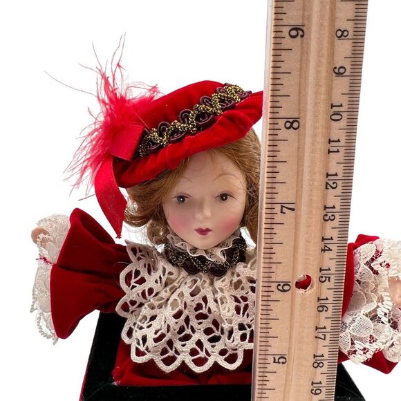 Vintage Jack-In-The-Box Jester Porcelain Doll With Red Velvet Victorian Outfit L - Picture 9 of 10